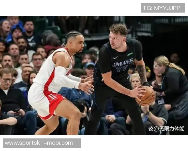 巴特勒因伤缺阵勇士季后赛希望渺茫美媒提议库里与文班联手重建阵容 巴特勒因伤缺阵勇士季后赛希望渺茫美媒提议库里与文班联手重建阵容